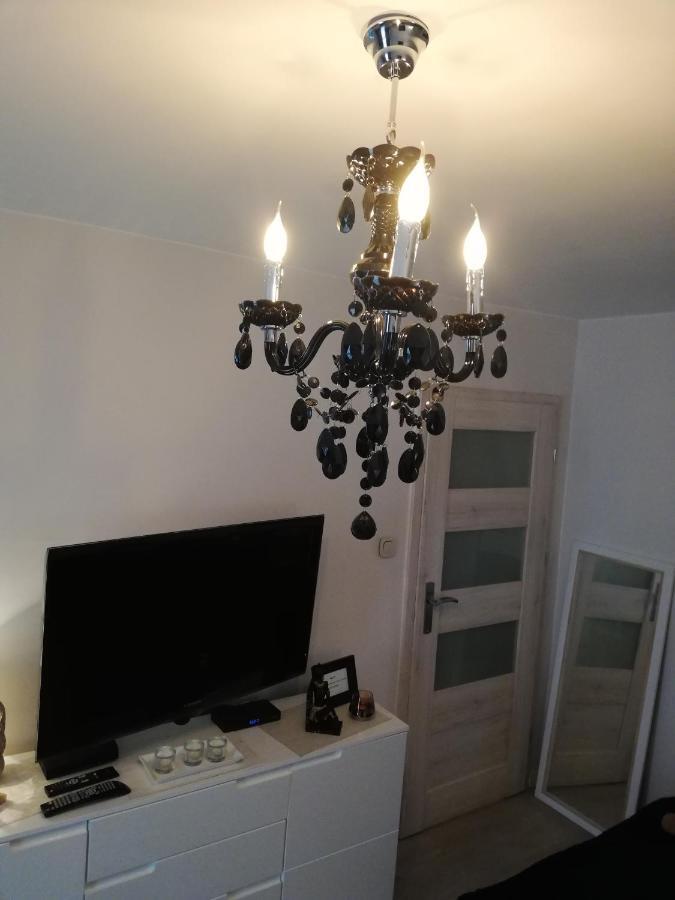 Kawalerka - Jelenia Gora, Dziel. Zabobrze Apartment ภายนอก รูปภาพ